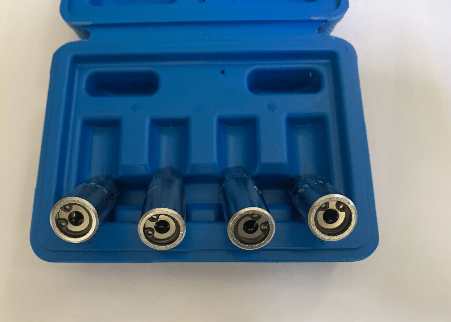 JUEGO 4 PIEZAS EXTRACTORES ESPÁRRAGOS RODILLO TORNILLO TIRADOR PASADORES 1/4 2