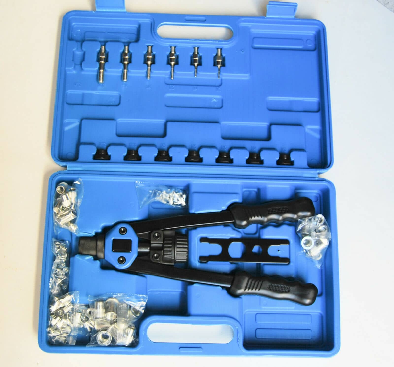 21006 KIT DE REMACHADORA DE 116 PIEZAS PARA INSERTOS DE REMACHES ROSCADOS M3 M4 M5 M6 M8 M10 M12 B