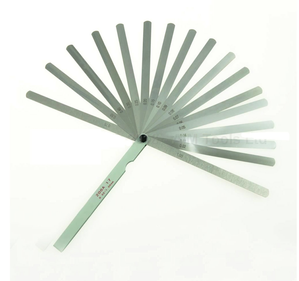 GALGA DE ESPESORES CONTROL DE HOLGURA Y RESTABLECIMIENTO DE LA VÁLVULA Y EL REGISTRO DE BUJÍAS